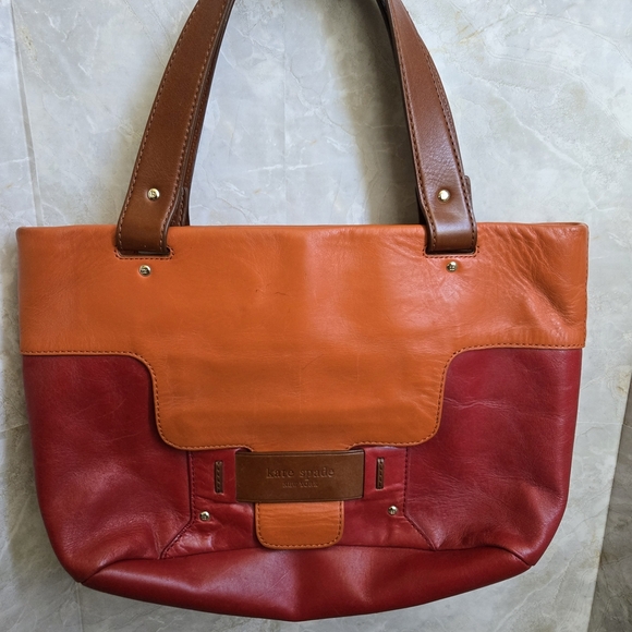 kate spade Handbags - Kate Spade Red and Orange Leather Tote Bag